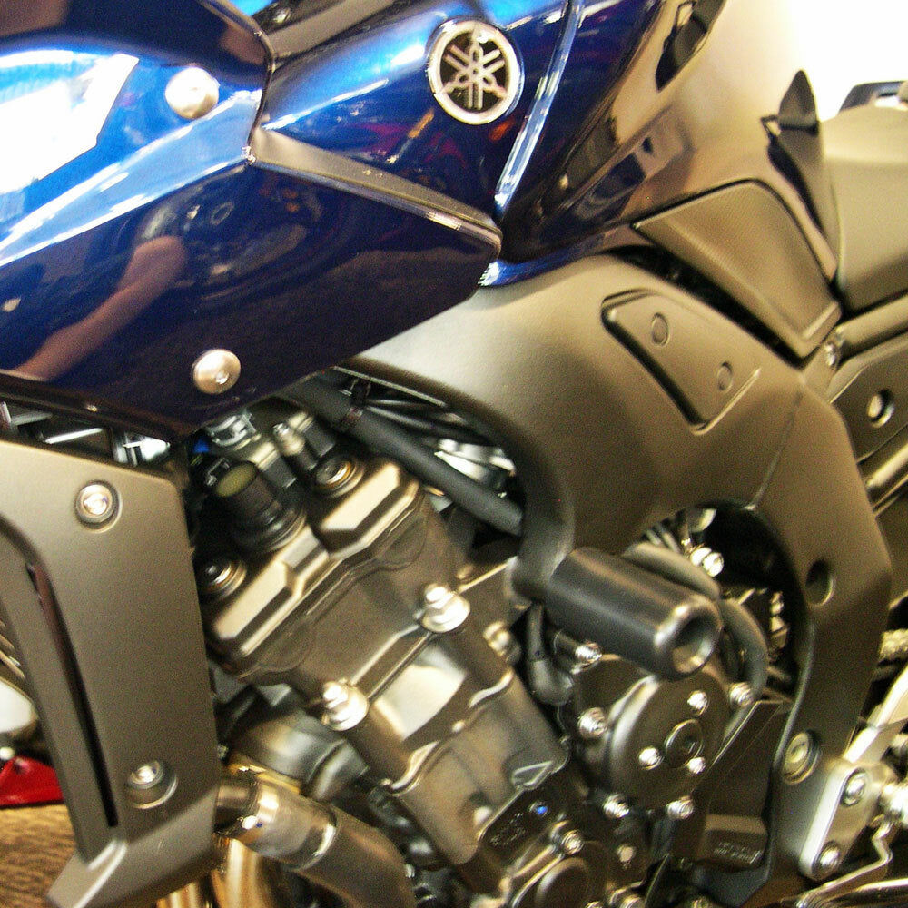 Shogun Frame Sliders No Cut Black for Yamaha FZ8 – Enhanced Protection and One-Year Free Replacement Program