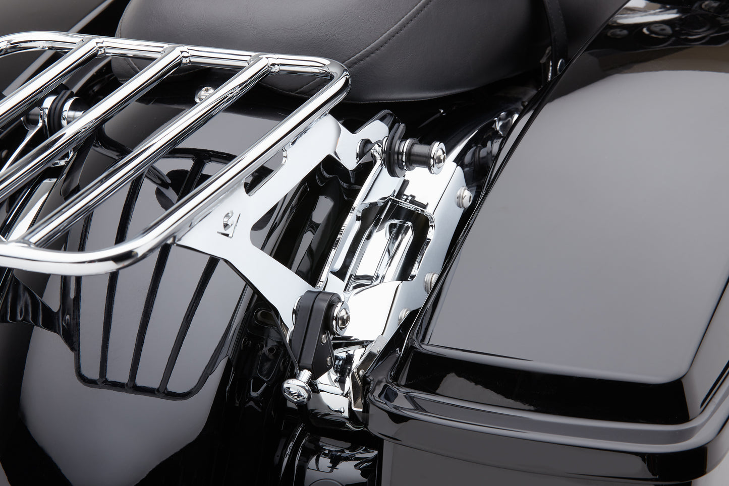 Cobra Backrest Mounting Kit for Harley FLH/Flt 2009-2013 – Chrome or Black