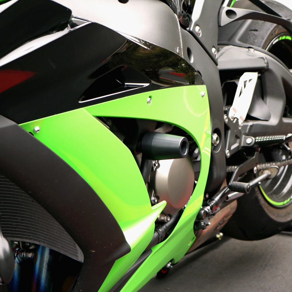 Shogun Motorsports Black Frame Sliders for Kawasaki Ninja ZX-10R – Part Number 750-4959