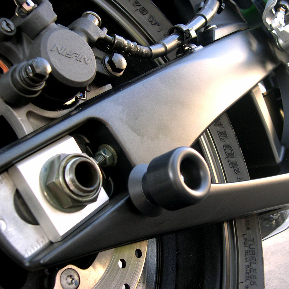 Shogun Swingarm Sliders Black for Yamaha MT-03 (2020-2023) – Body Protection and Spool Compatibility