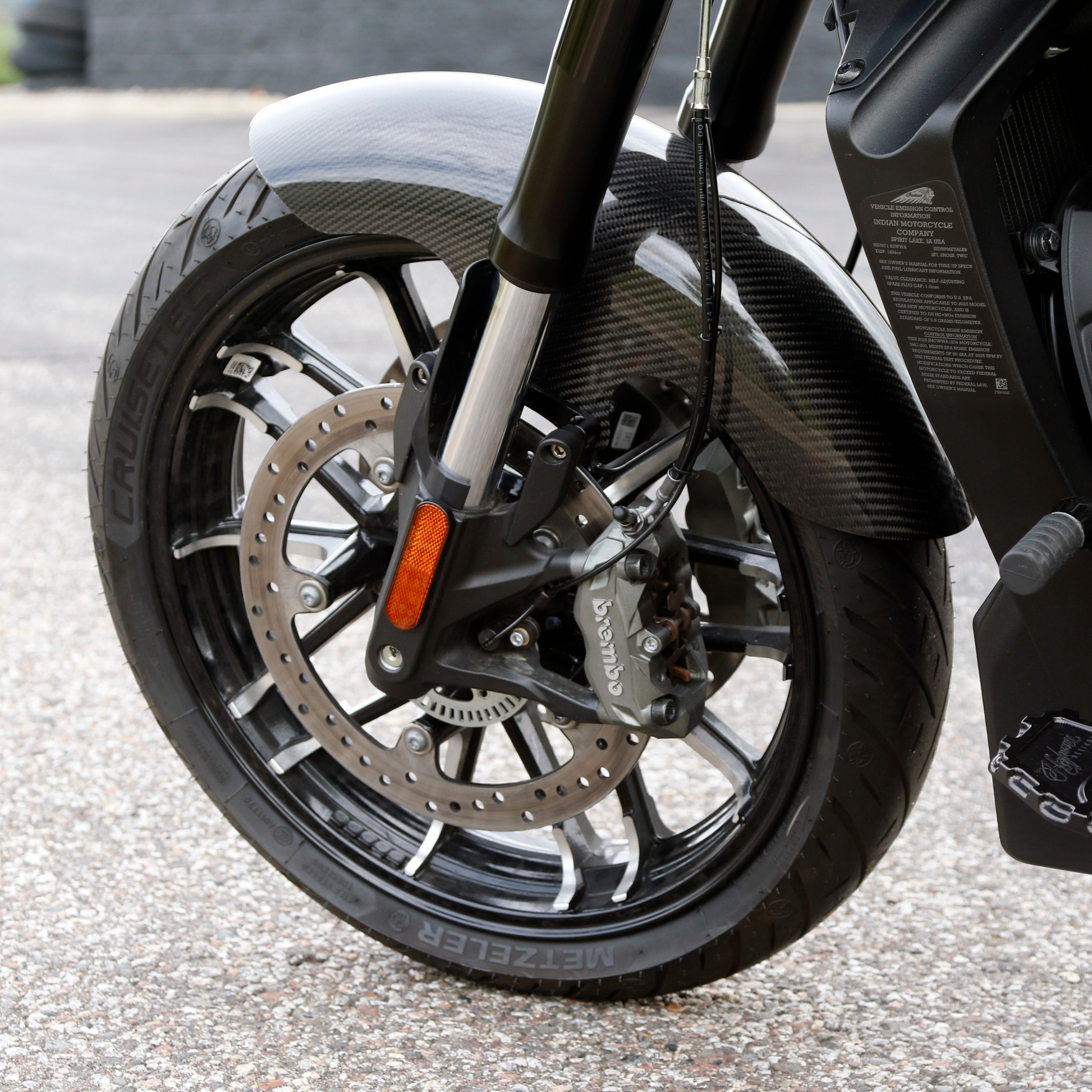 Hofmann Designs Carbon Fiber Short Front Fender for V-Twin Motorcycles
