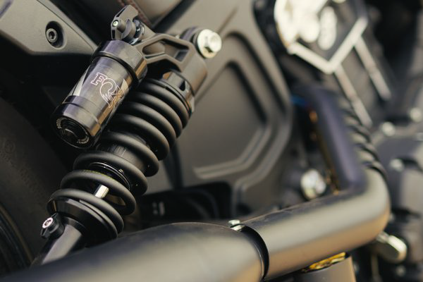 FOX Qs3 Qsr Piggyback Suspension for Indian Scout Standard Spring 25 Up