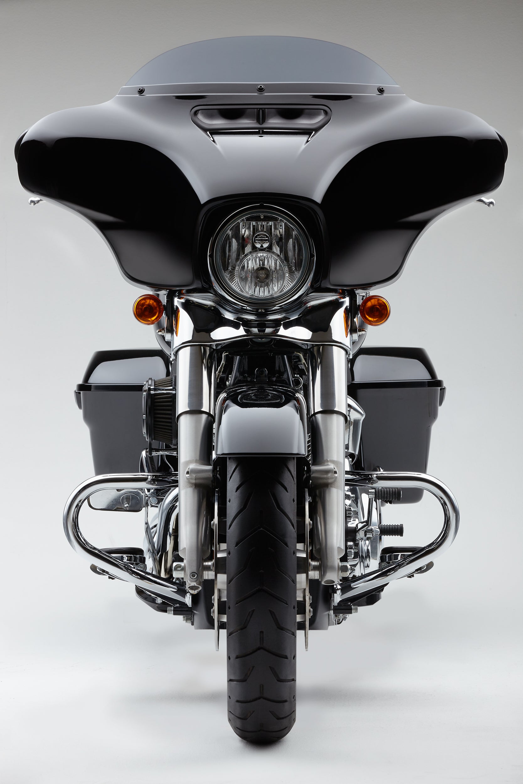 Cobra Case Guard Chrome for Harley Davidson FLH 14-24 V-Twin Highway Bars / Nerf Bars Part 601-2003