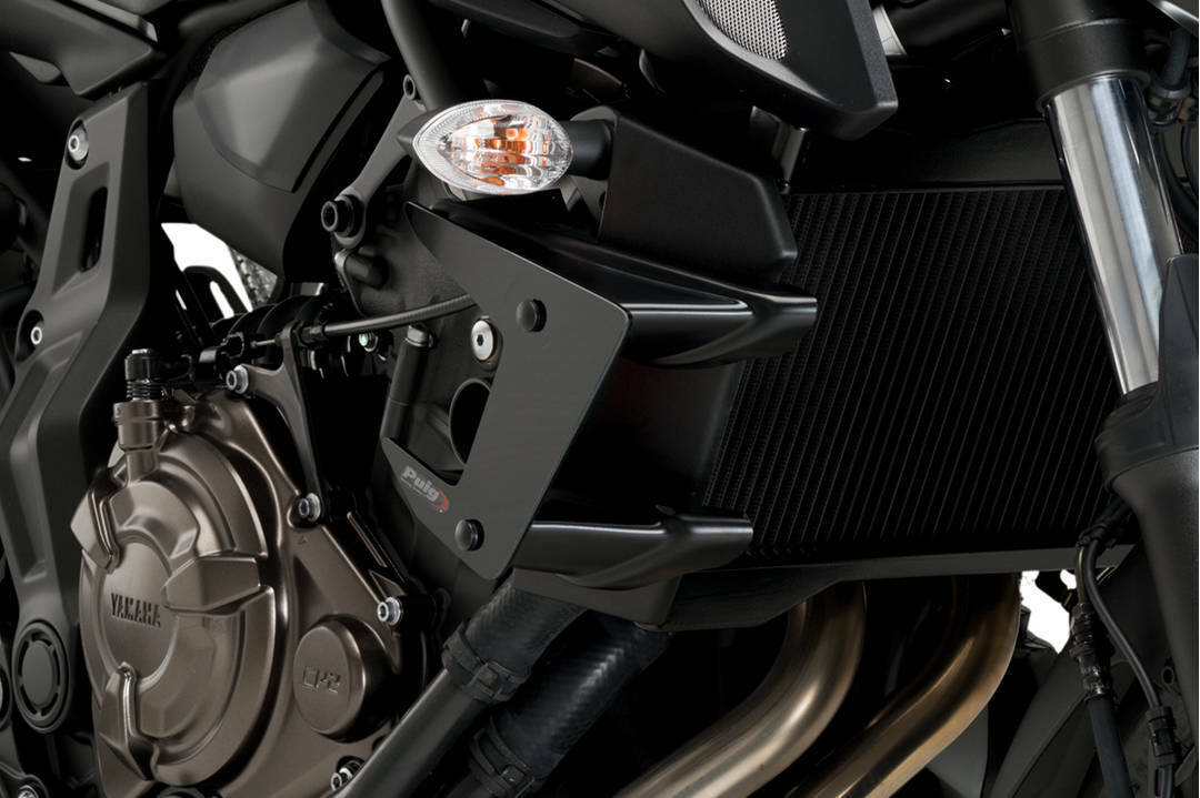 PUIG Downforce Side Spoilers for Yamaha MT-07 (2018-2020) – Black