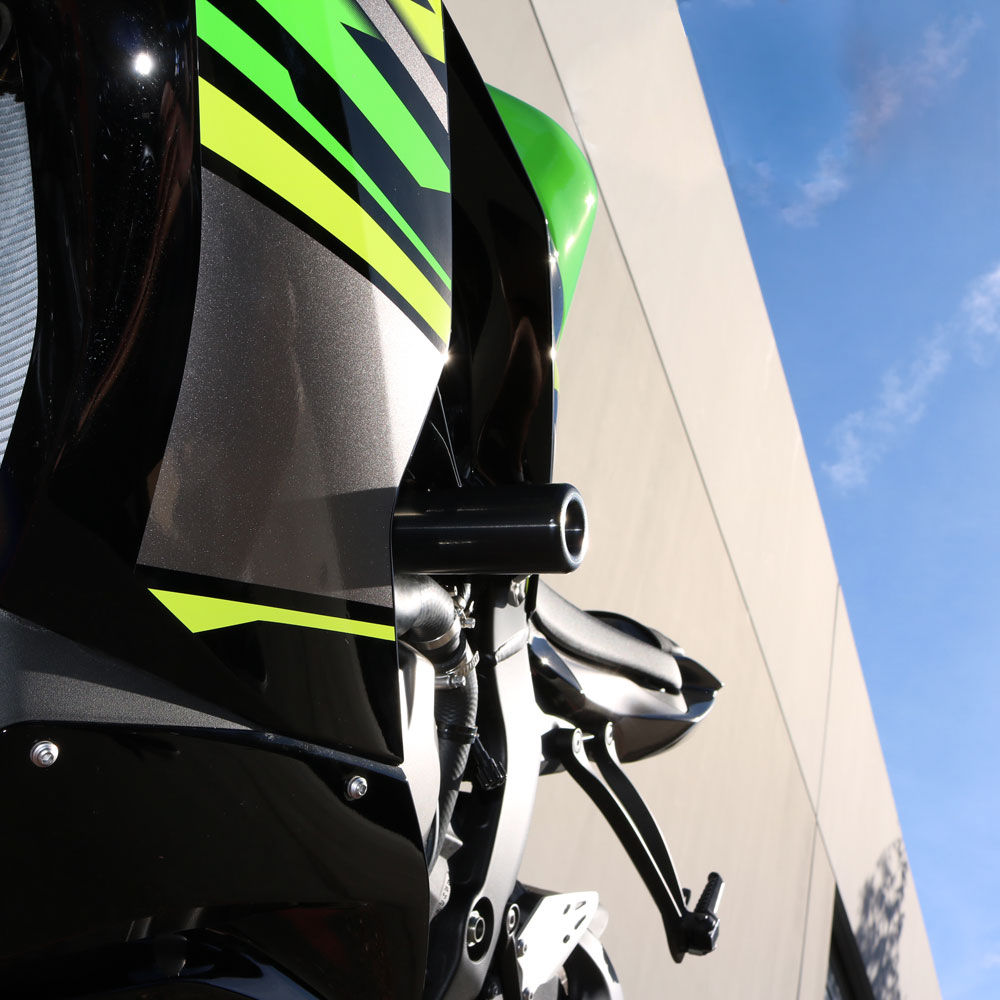 Shogun Motorsports Black Kawasaki ZX-6R Frame Sliders with One-Year Replacement Program - Part #750-4459