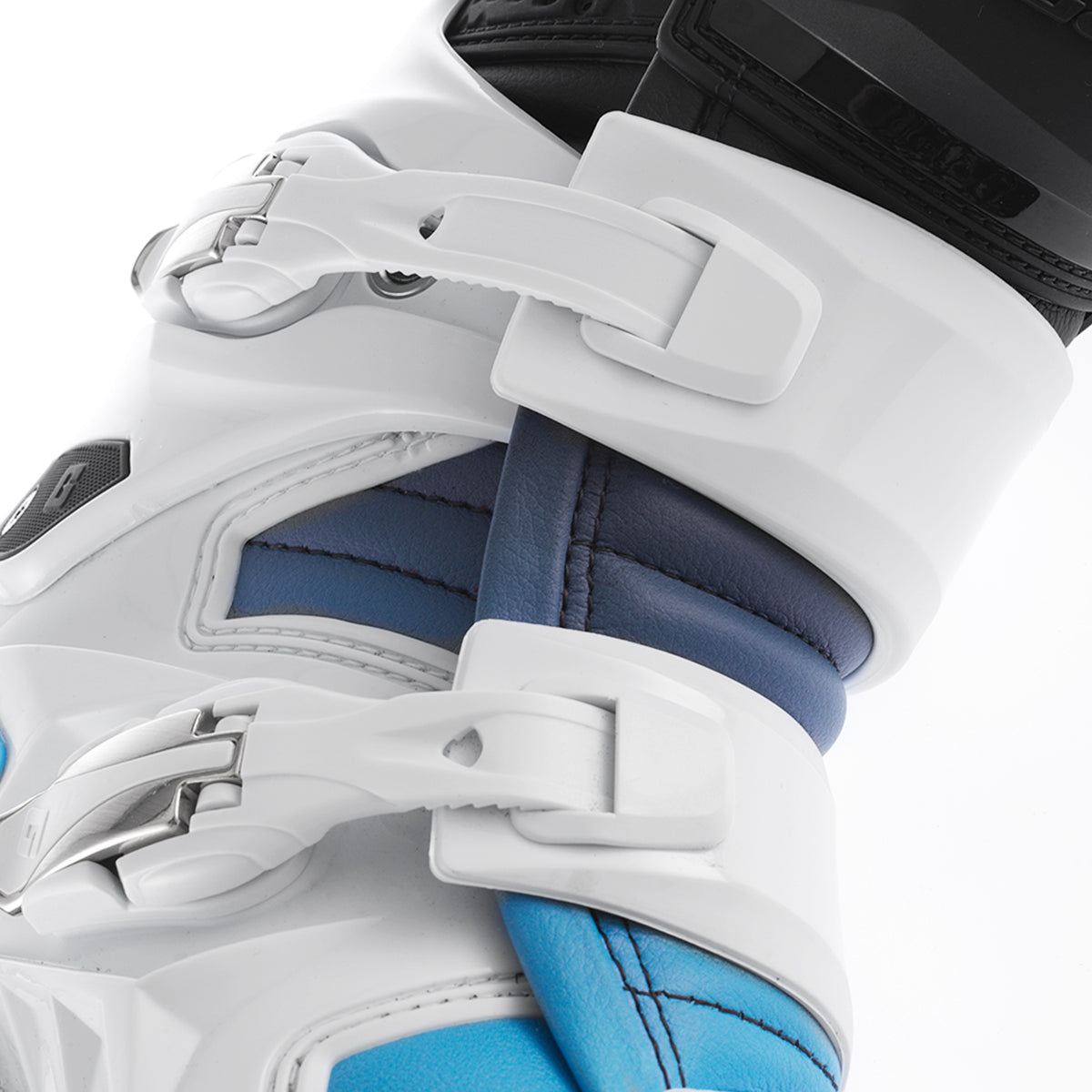 Gaerne SG-12 Offroad Motorcycle Boots Size 9 – Black, White & Carolina Blue