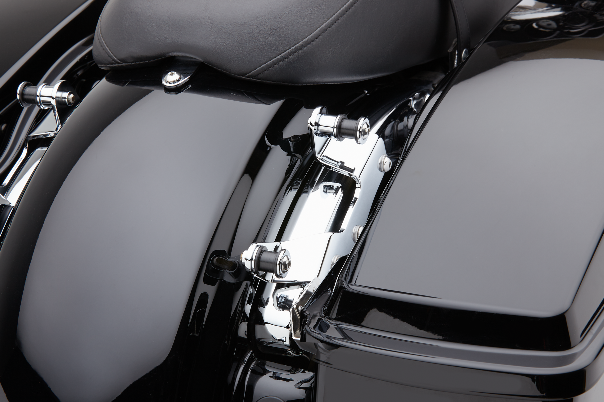 Cobra Backrest Mounting Kit for Harley FLH/Flt 2009-2013 - Black, Part #602-2100B