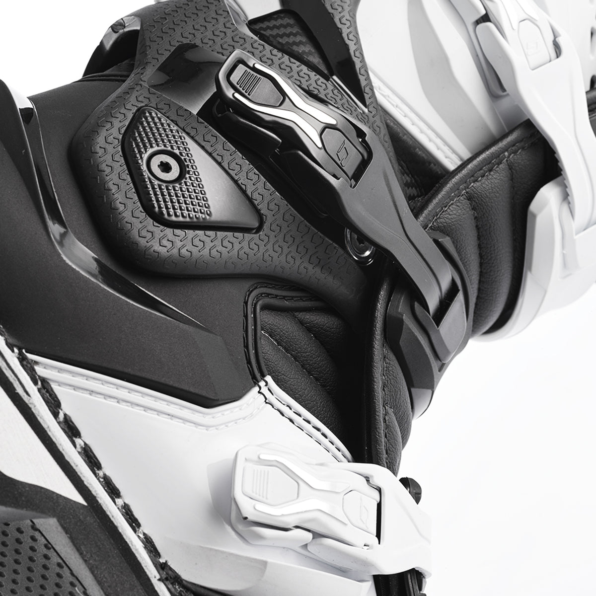 Gaerne SG.22 Offroad Boots for Men - Black and White, US Size 11