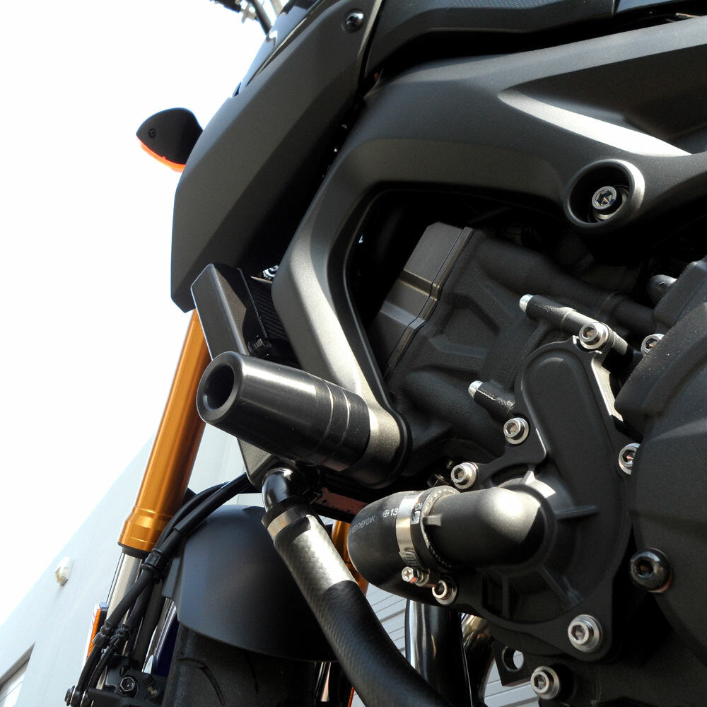 Shogun Motorsports Black Frame Sliders for Yamaha XSR900 and FJ-09 – Part Number 750-6399