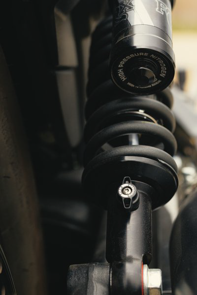 FOX Qs3 Qsr Piggyback Suspension for Indian Scout Standard Spring 25 Up