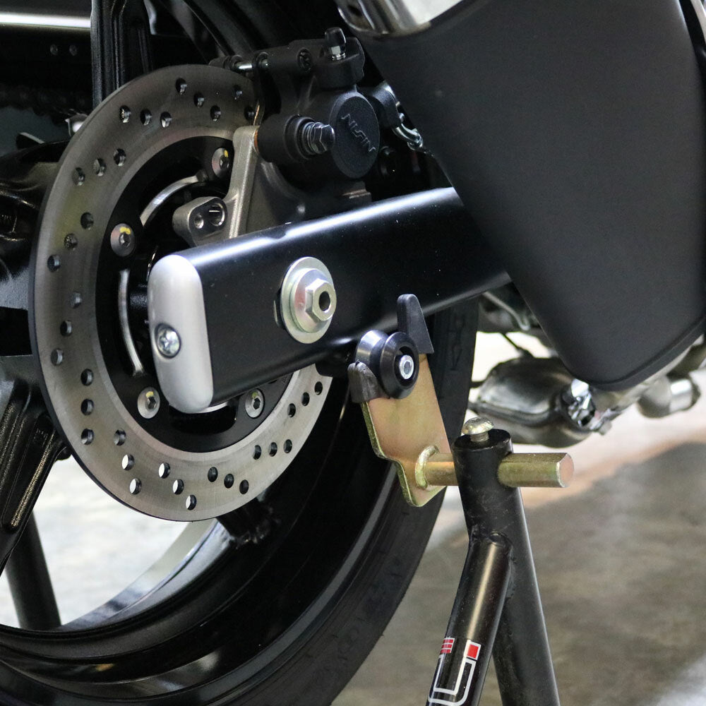 Shogun Swingarm Sliders Black for Suzuki SV650 (2017-2023)
