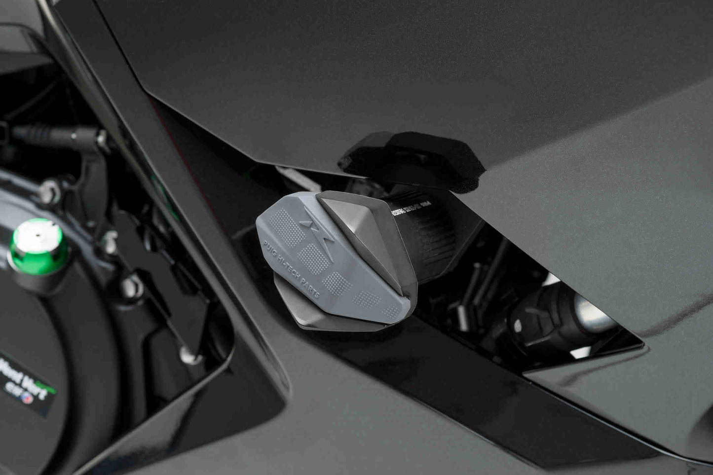 PUIG Frame Sliders R19 Black for Kawasaki Ninja 400 (2018-2022)