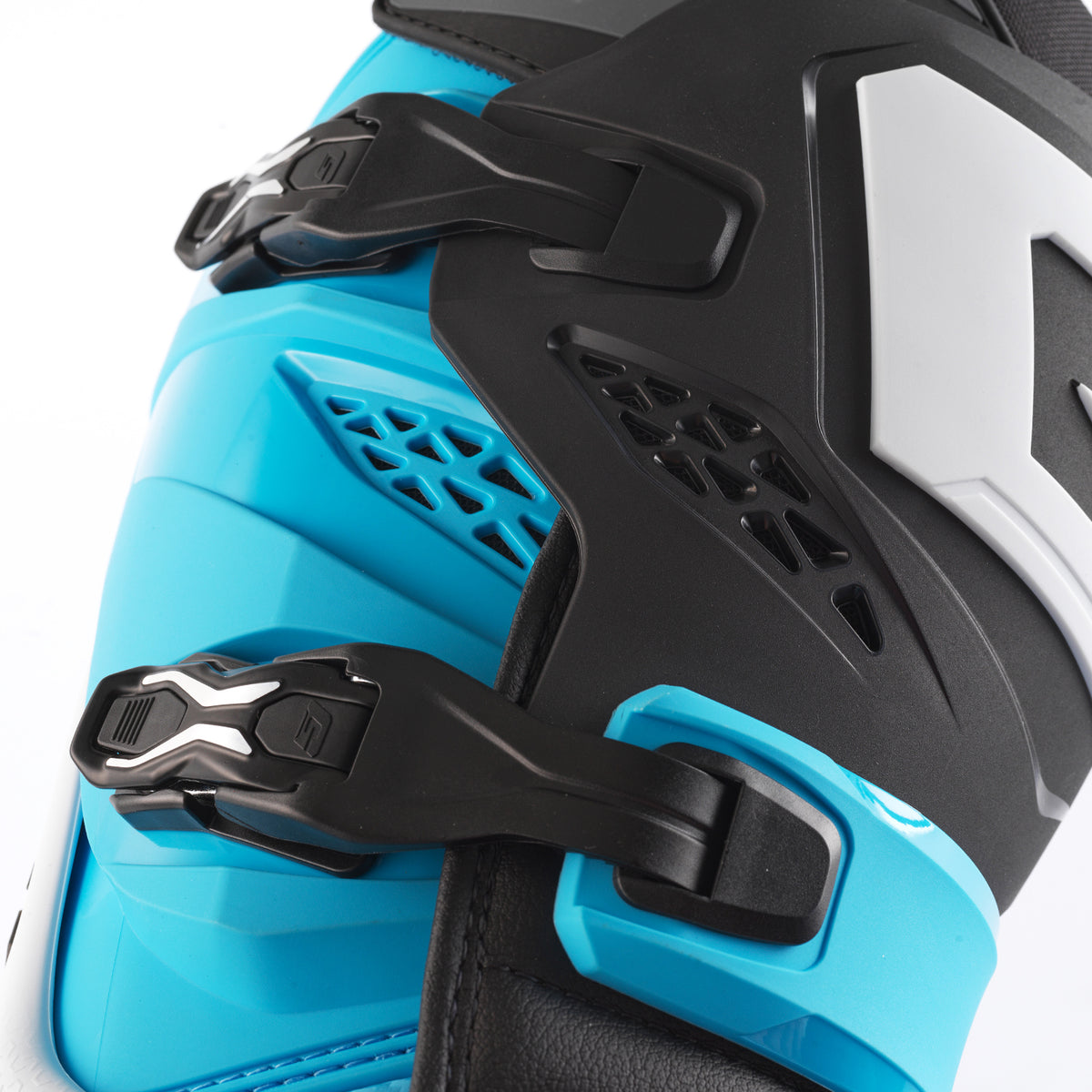 GAERNE SG 22 Offroad Boots Men’s US 09 White, Black & Light Blue