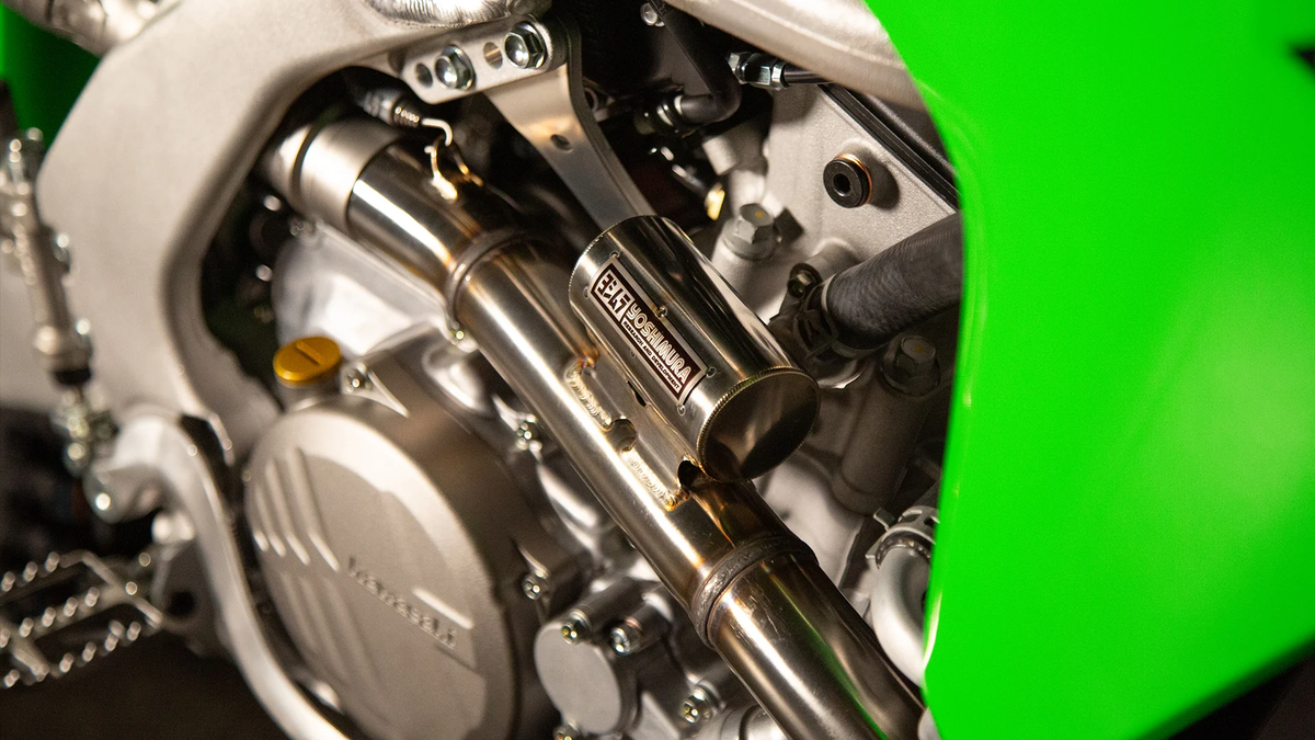Yoshimura RS-12 Exhaust System for Kawasaki KX250F and KX250X - Offroad Performance Muffler