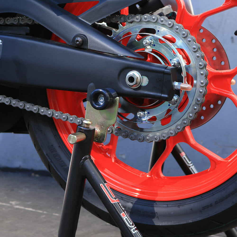 Shogun Swingarm Sliders Black for Yamaha MT-03 (2020-2023) – Body Protection and Spool Compatibility