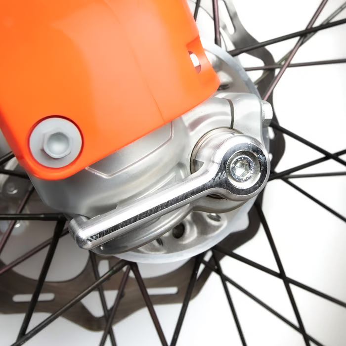 Enduro Engineering Axle Pull Handles for KTM and Husqvarna Offroad Models